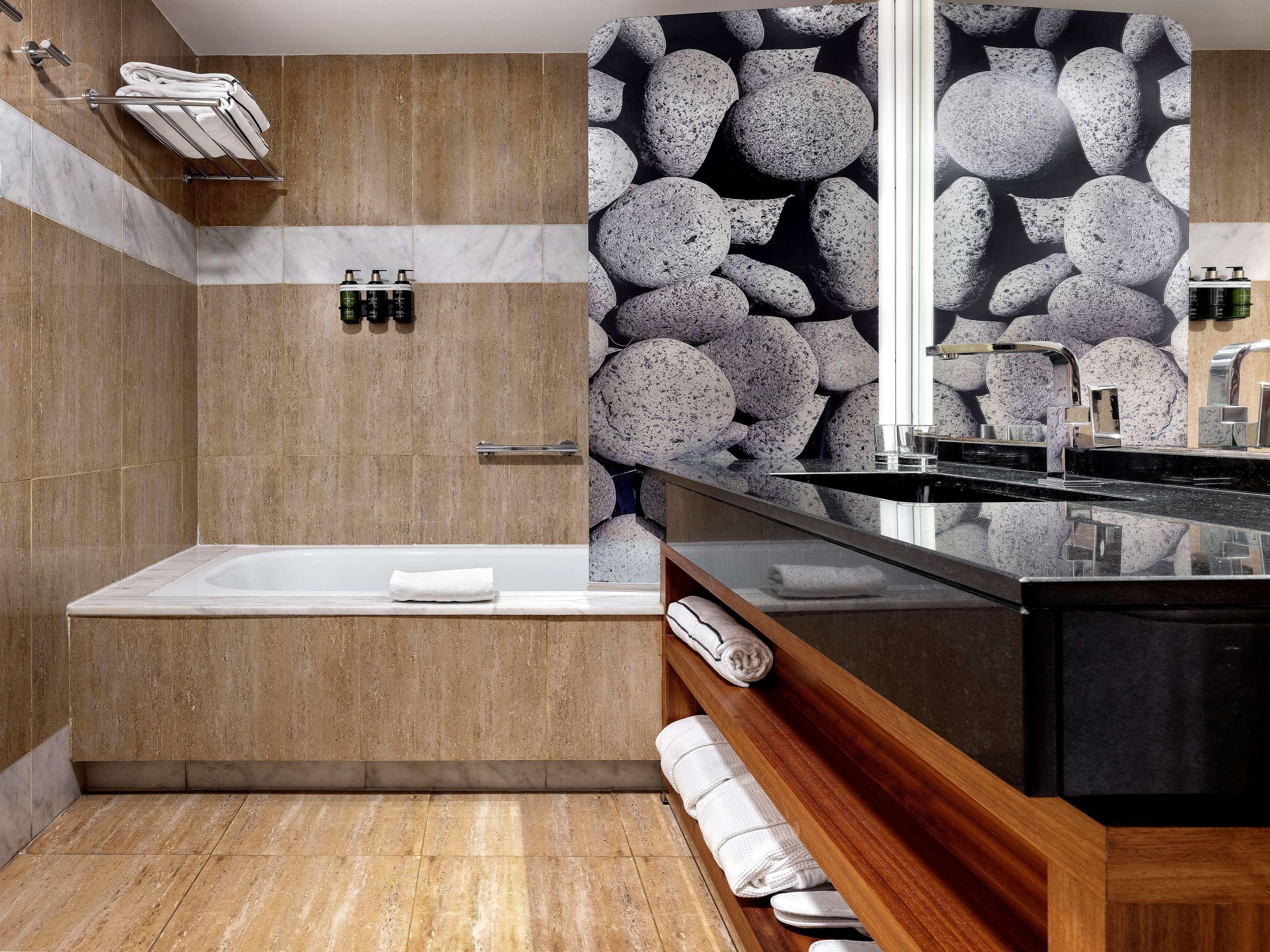 Hotel Me By Melia Marbellac
